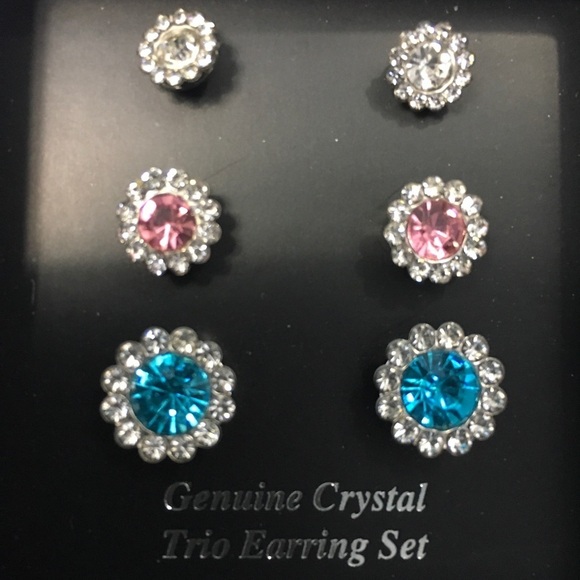 Earring Pierced Post Genuine Crystal Trio Earring Set Sparkling Set of 3 - Picture 1 of 6